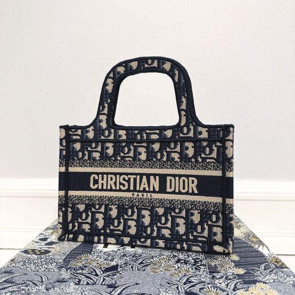 NEW Dior Mini Oblique Book Tote - Picture 1 of 5